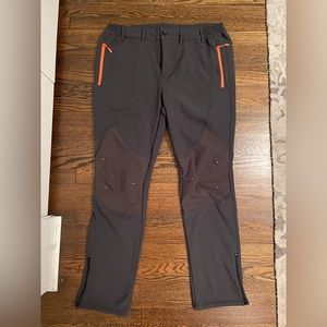 NWT Men’s Gash Hao Skiing/Snowboarding Pants